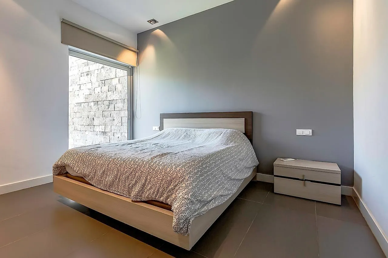 Luxury Villa In Habitats Del Duque Adeje