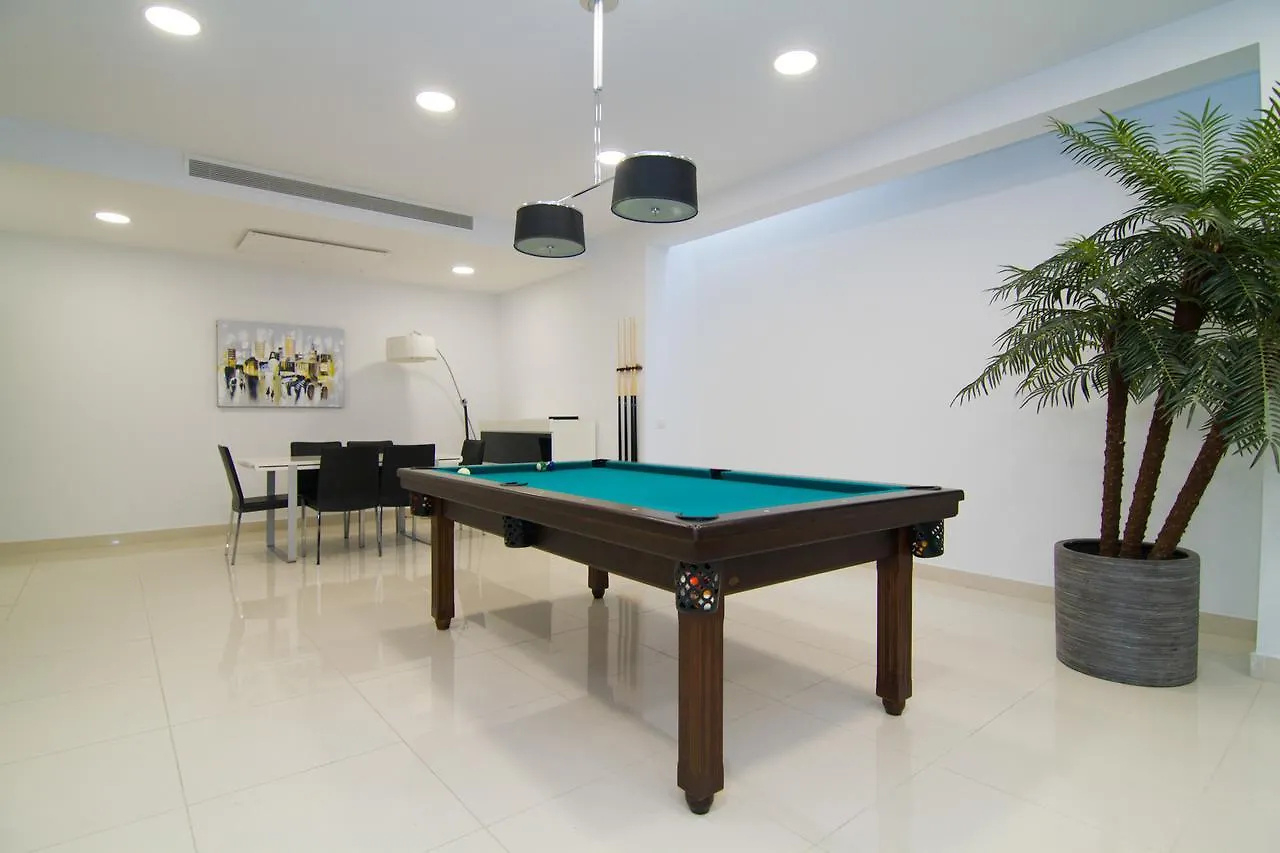 Luxury Villa In Habitats Del Duque Adeje