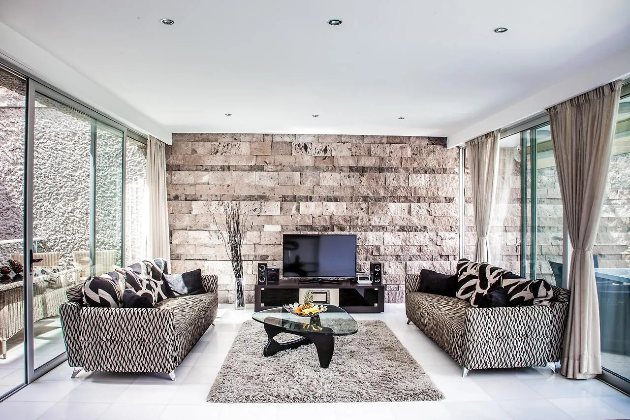 Luxury Villa In Habitats Del Duque Adeje