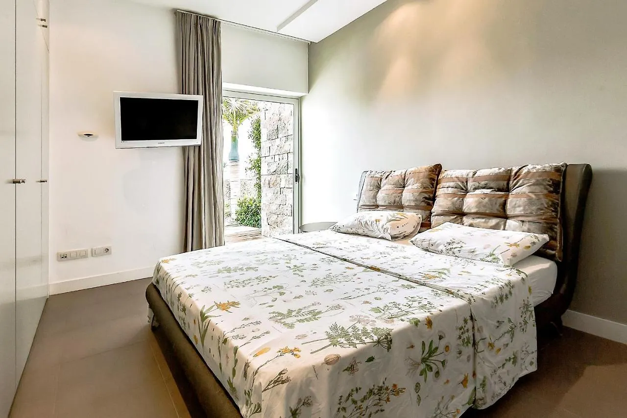 Luxury Villa In Habitats Del Duque Adeje